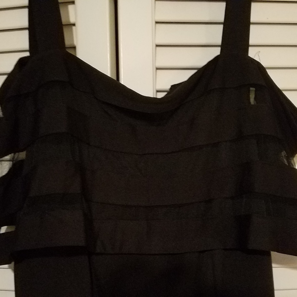 Romper - Picture 3 of 4